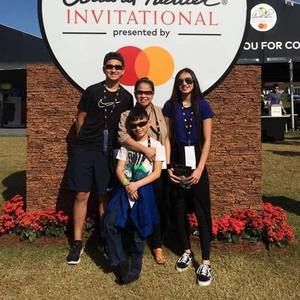 Meet your Posher, Leah